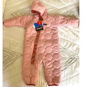 Brand New PATAGONIA Infant Puffball Suit 💖🧸